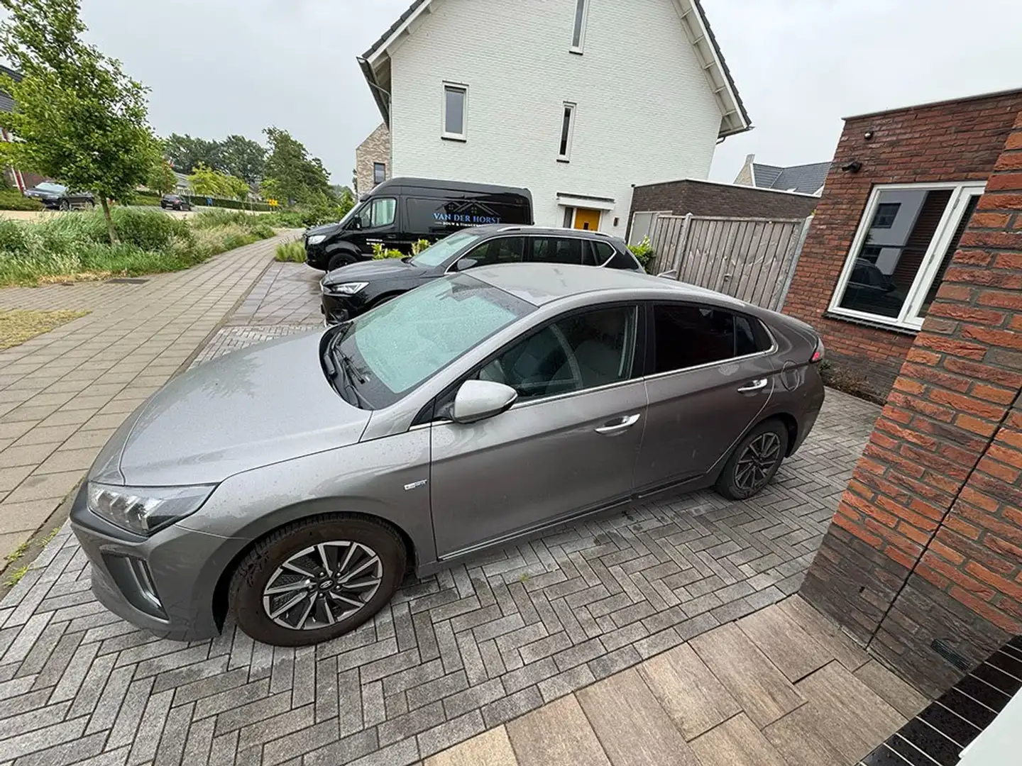 Hyundai IONIQ IONIQ Comfort EV 38 kWh Grijs - 1