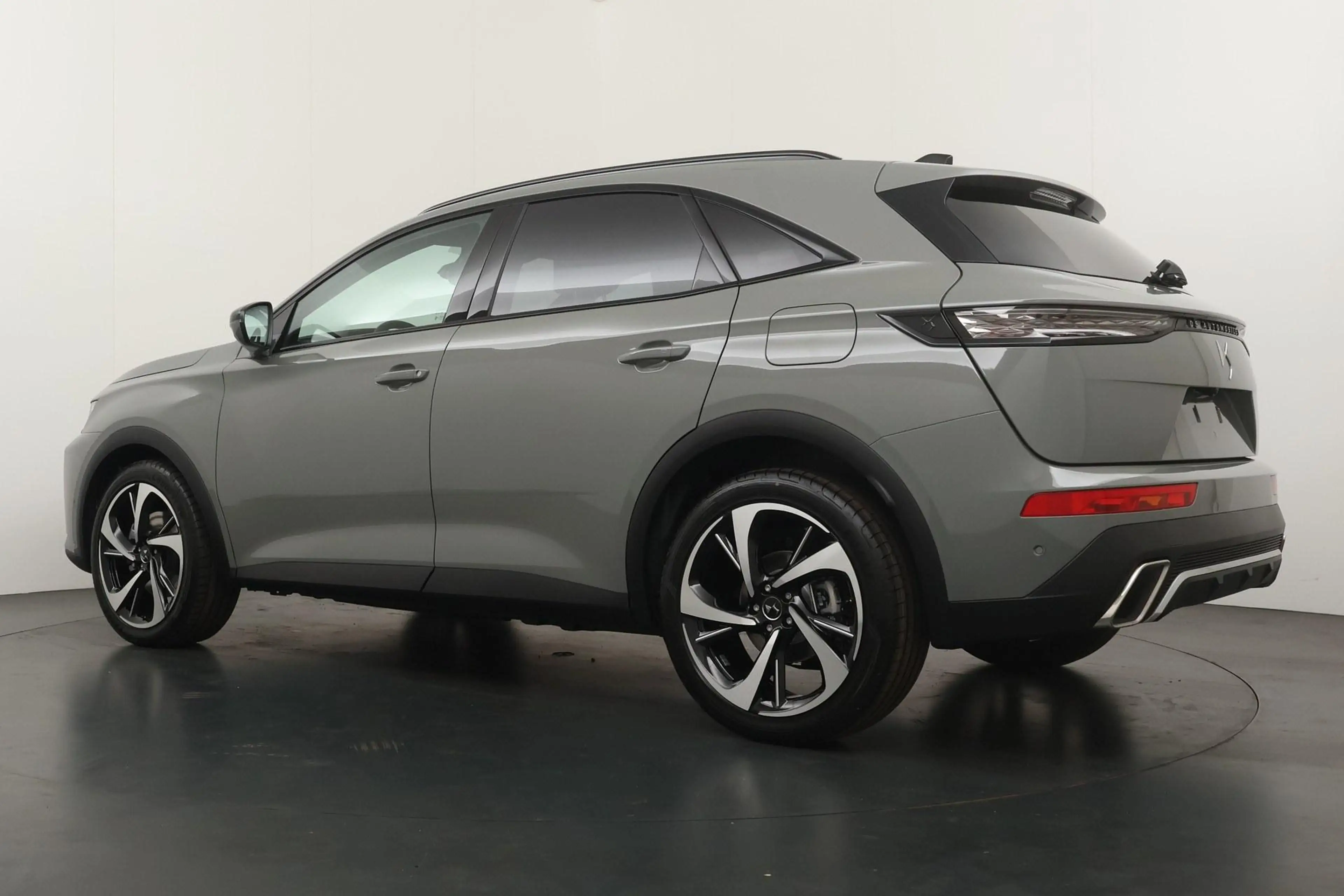 DS Automobiles DS 7 PHEV Plug-In-Hybrid 225pk Etoile | Leder bekleding — photo 3
