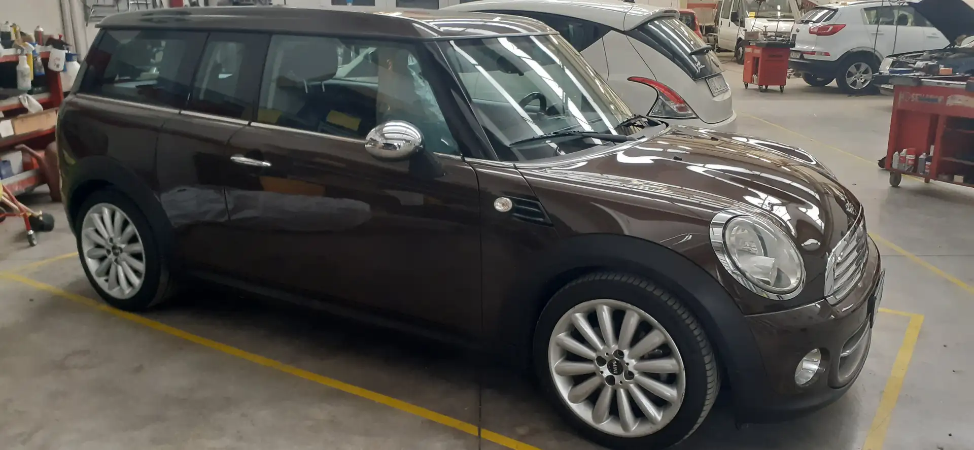 MINI One Clubman Diesel Bruin - 1