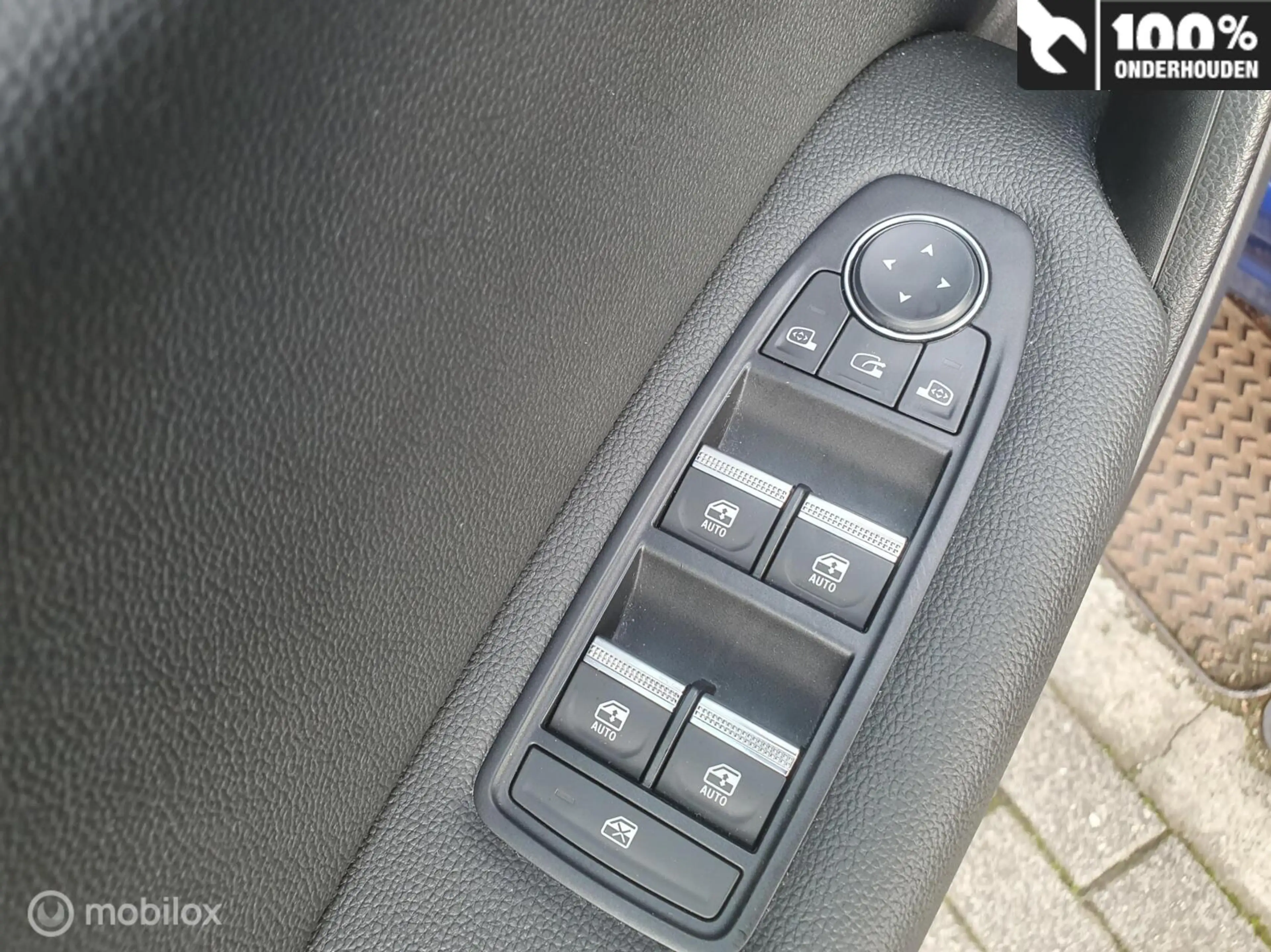 Renault Captur 1.0 TCe 90 Intens — photo 10