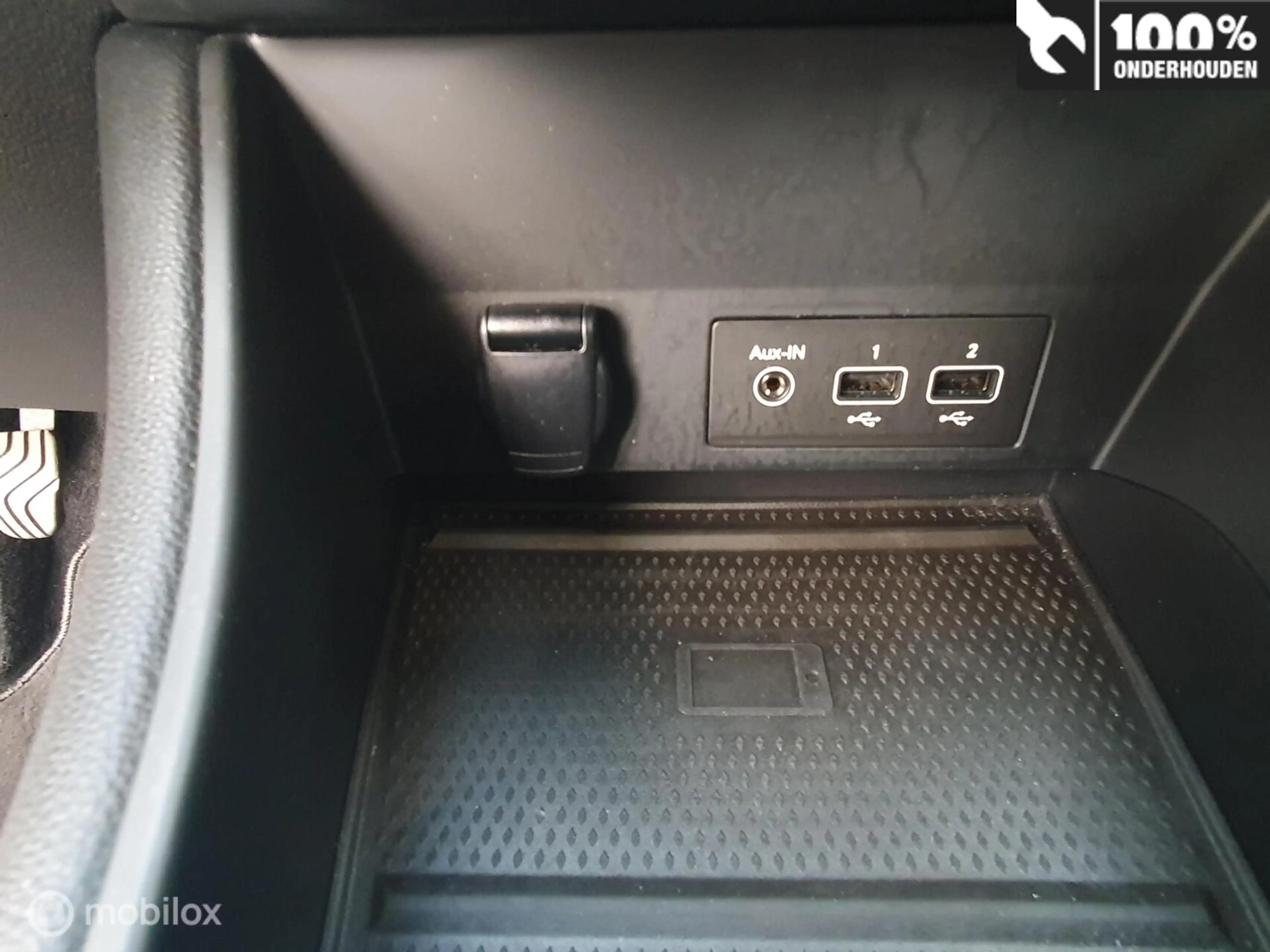 Renault Captur 1.0 TCe 90 Intens — photo 14