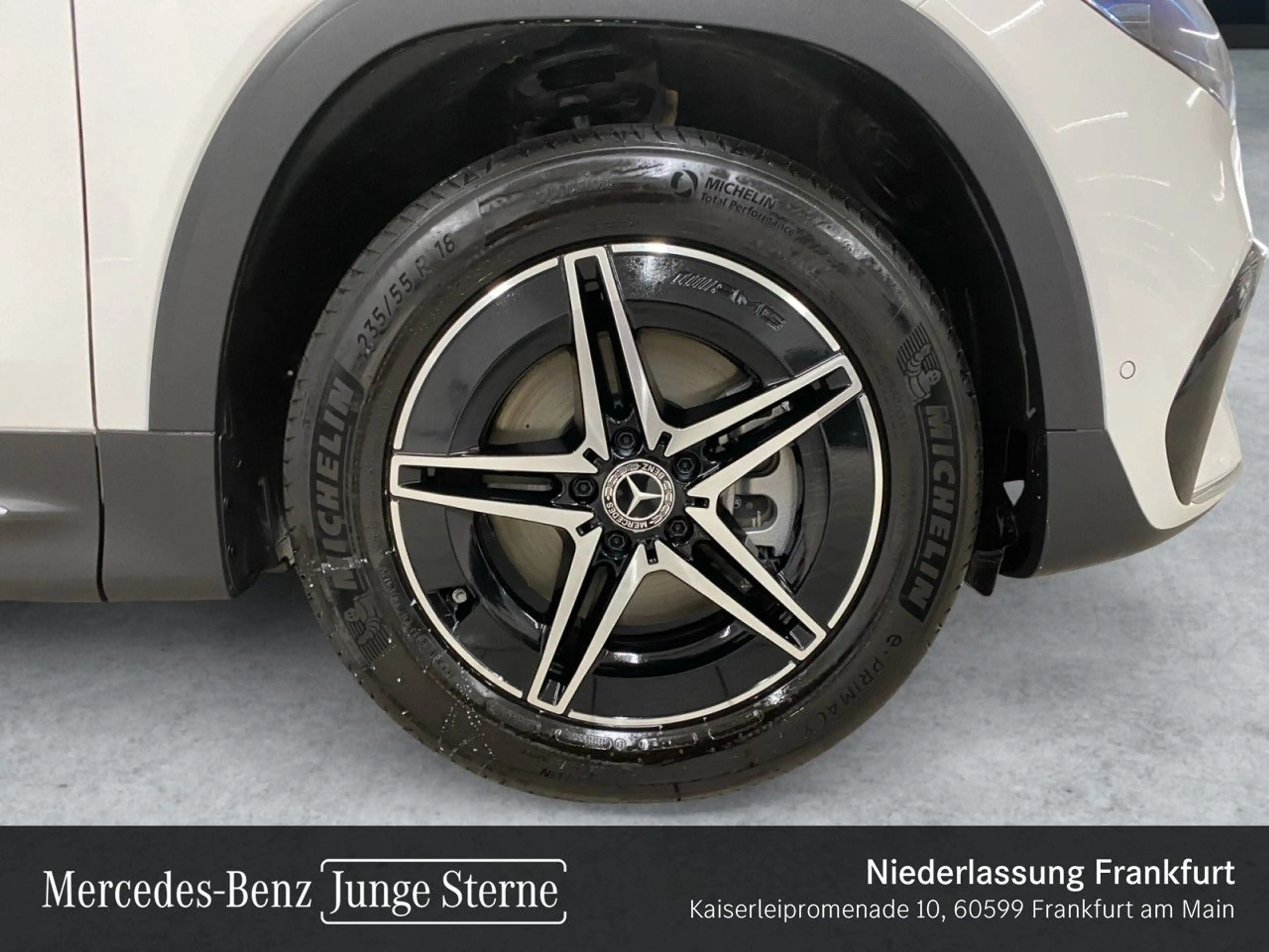 Mercedes-Benz EQB 250 AMG+PLUS-PAKET+KAMERA+MEMORY+KEYLESS+SPUR — photo 3
