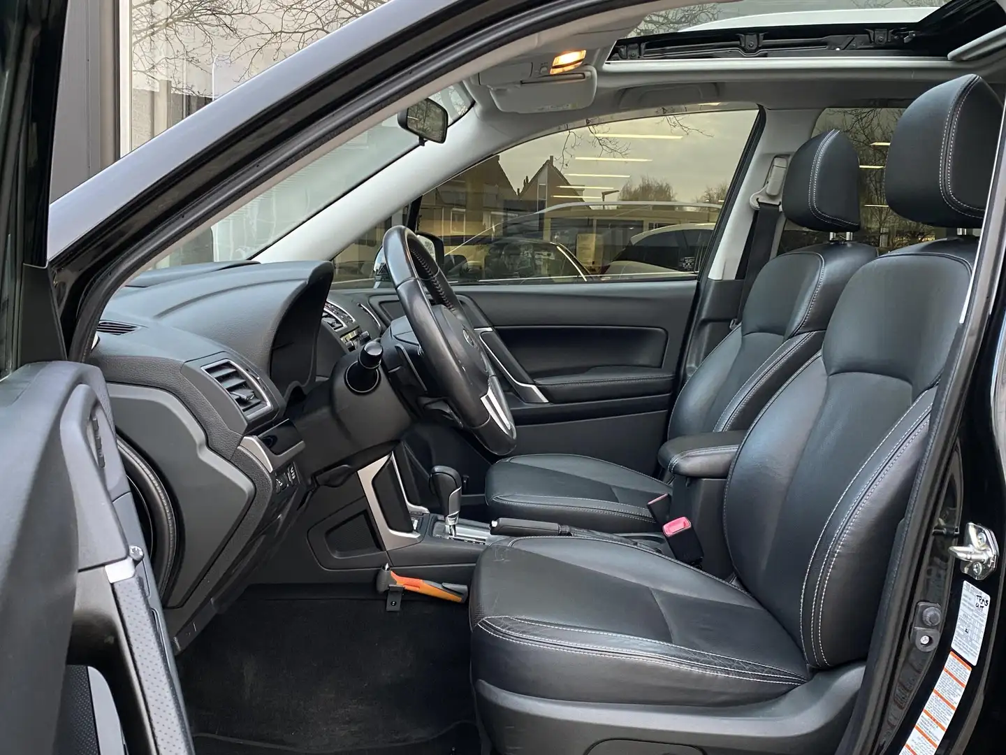 Subaru Forester 2.0 Premium | Stoelverwarming | Panoramadak | Crui Schwarz - 2