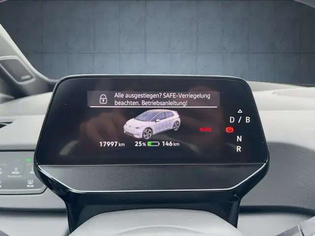 Volkswagen Id.3 view 11