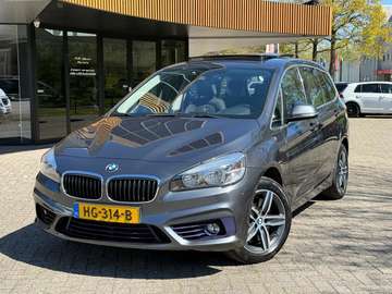 2-serie Gran Tourer 220i Sport|7-Zits|Pano|Trekhaa