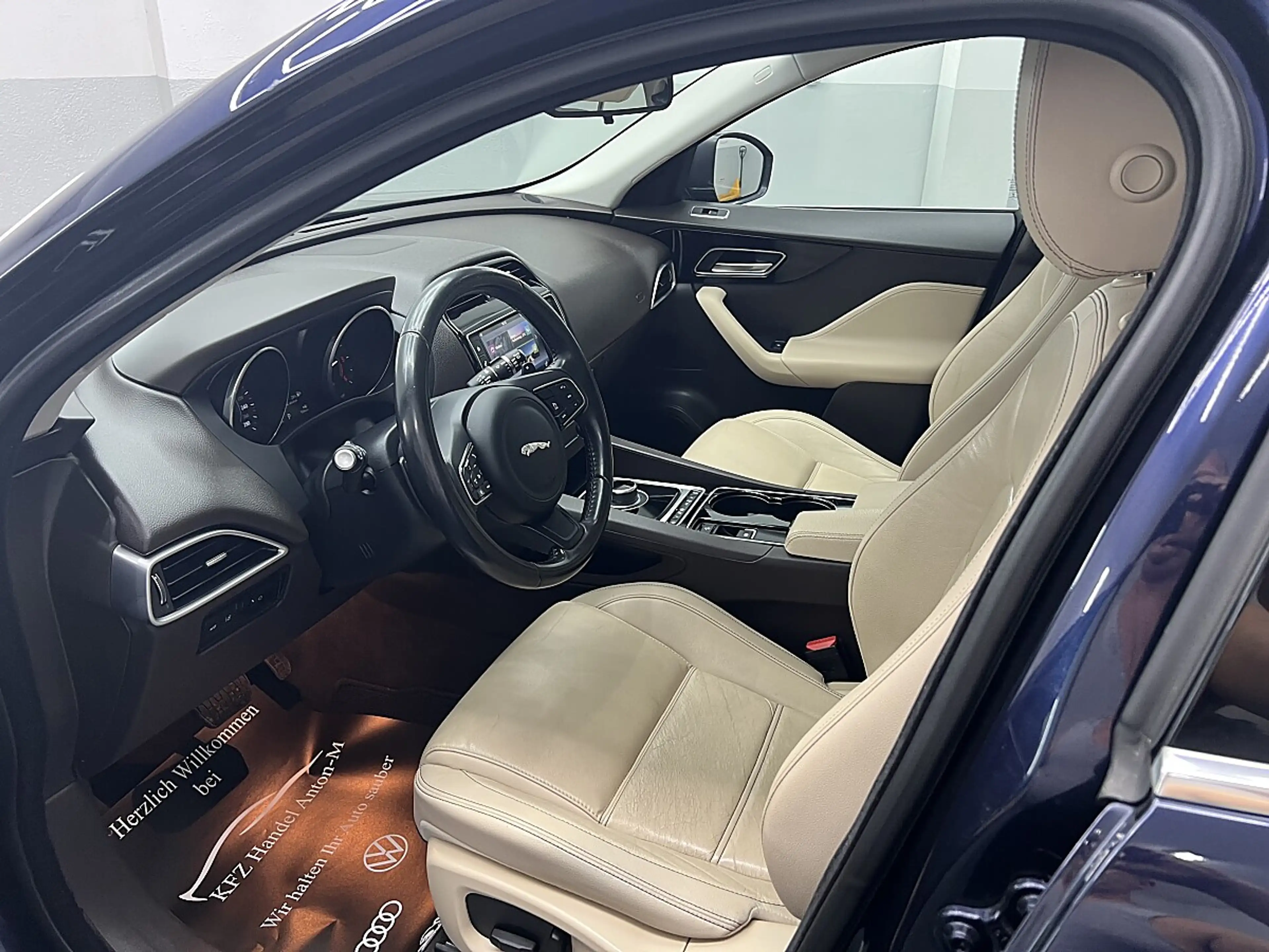 Jaguar F-Pace 20d AWD Prestige Aut.  * SOFORT FINANZIERUNG & ... — photo 9