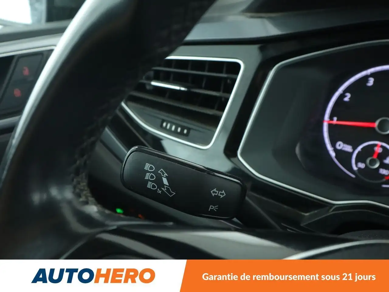 Volkswagen Polo Citadine 5 portes — photo 27