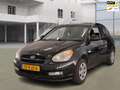 Hyundai ACCENT 1.4i Dynamic Schwarz - thumbnail 1