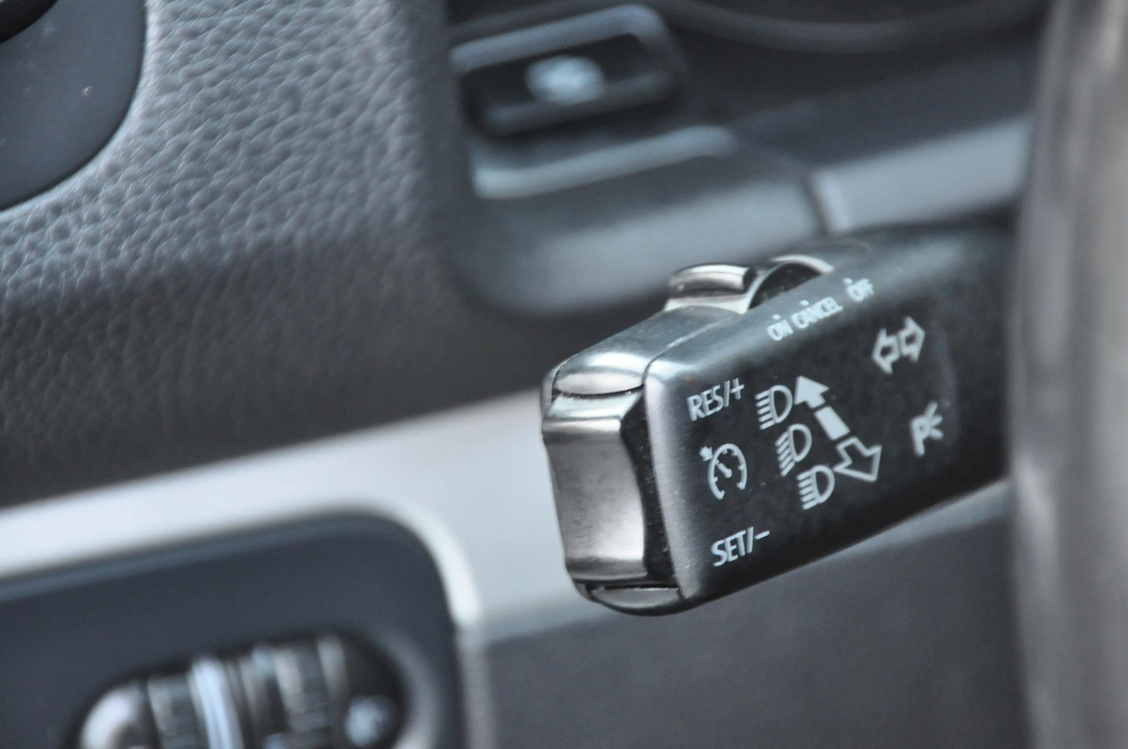 Volkswagen Scirocco Scirocco 1.4 TSI — photo 15