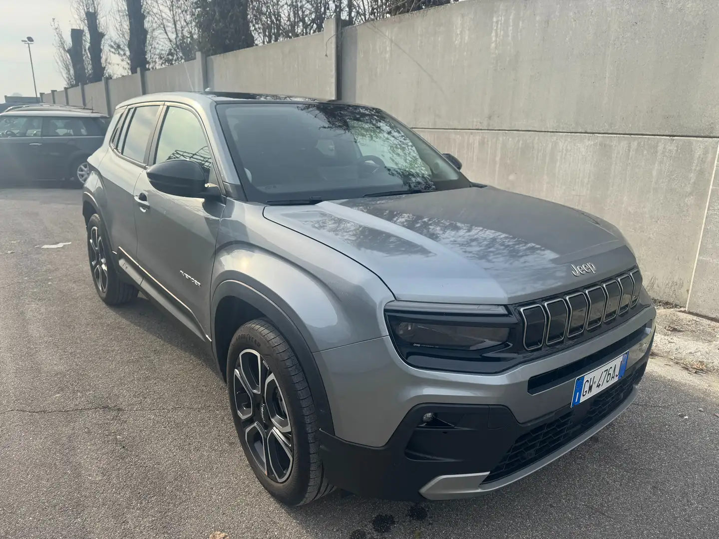 Jeep Avenger 1.2 turbo e-hybrid mhev Summit fwd 110cv edct6 Grau - 1