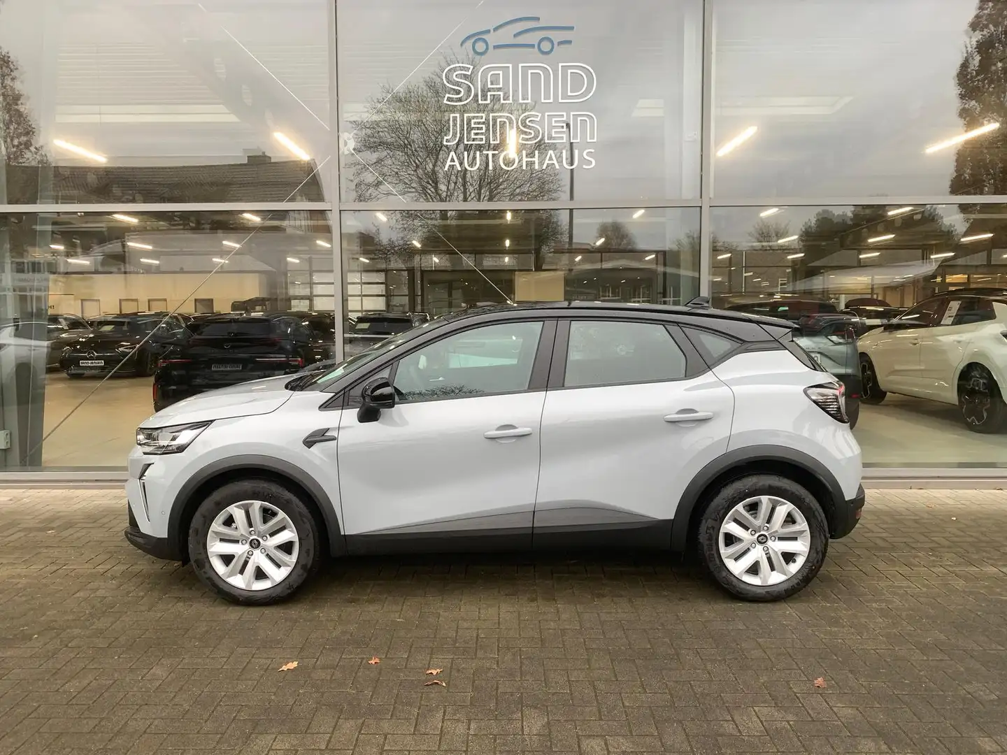 Renault Captur II MHEV 160 TCe EDC Evolution Navi Grau - 2