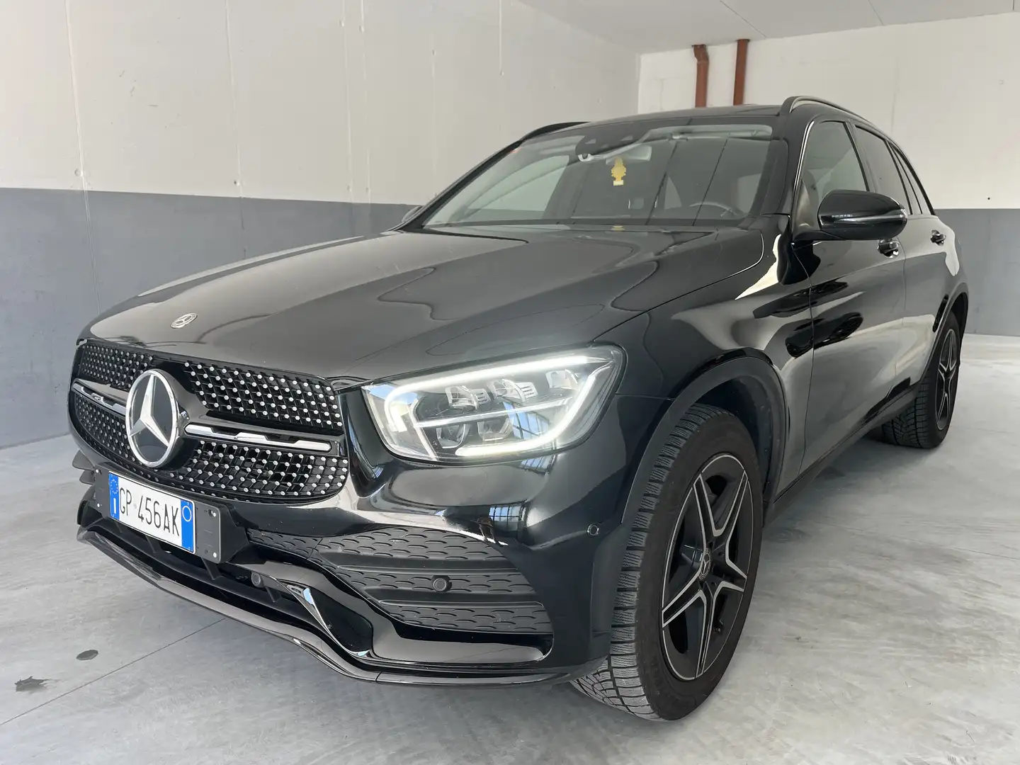 Mercedes-Benz GLC 300 d Premium 4matic auto Negru - 1