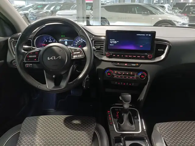Kia XCeed view 9