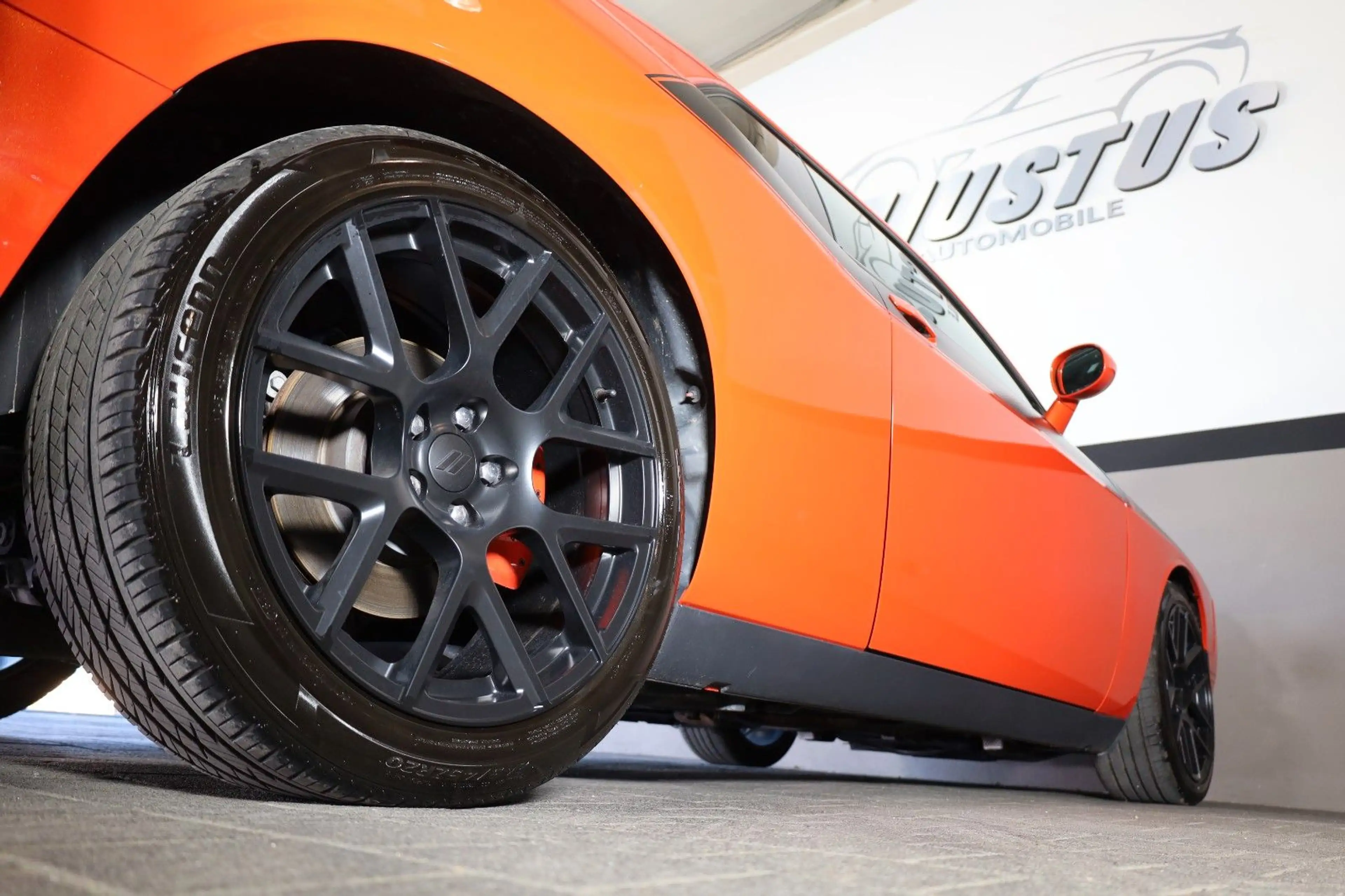 Dodge Challenger 5.7 TA Plus/PerfPages/Alpine/SHZ/R20 — photo 8