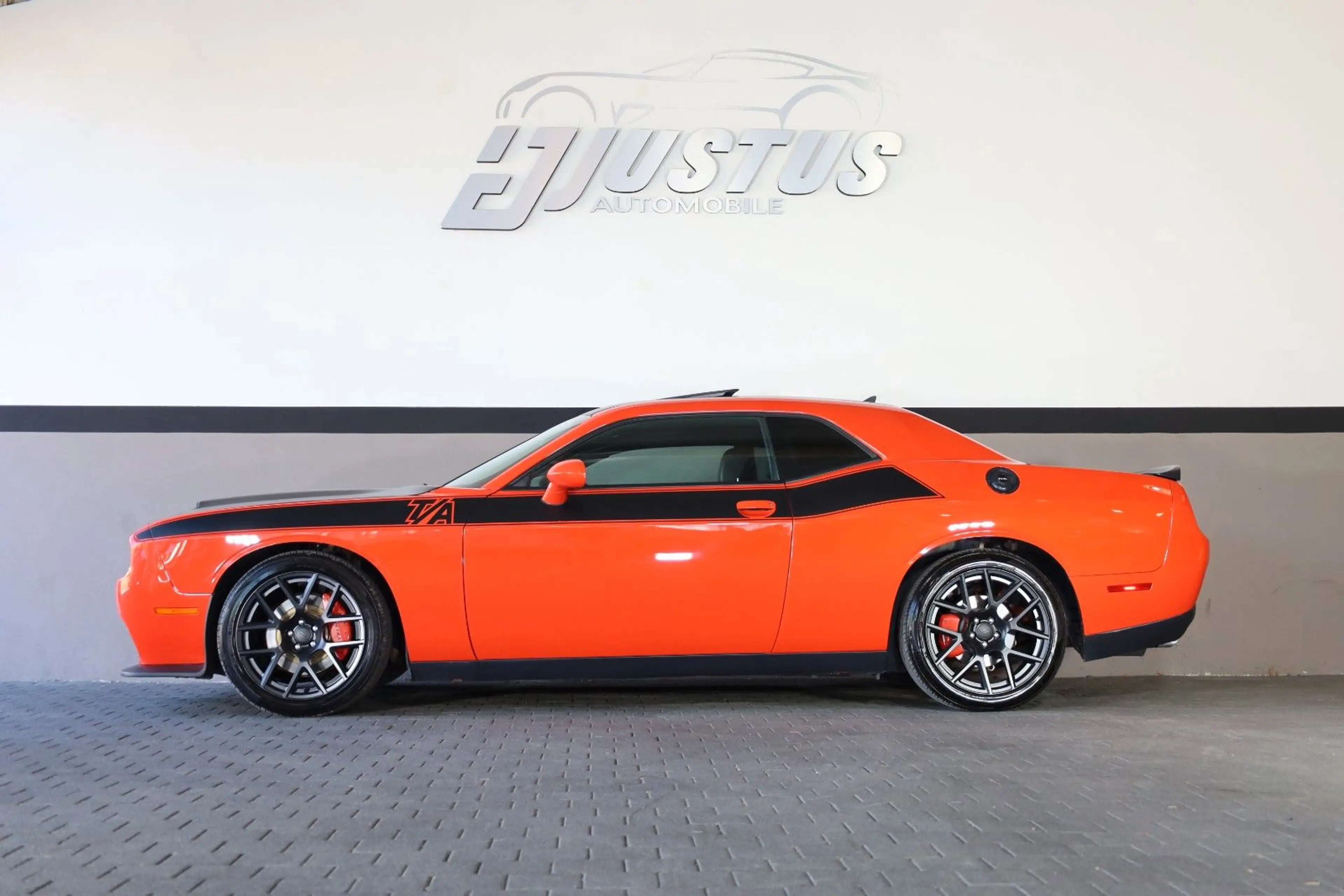 Dodge Challenger 5.7 TA Plus/PerfPages/Alpine/SHZ/R20 — photo 3