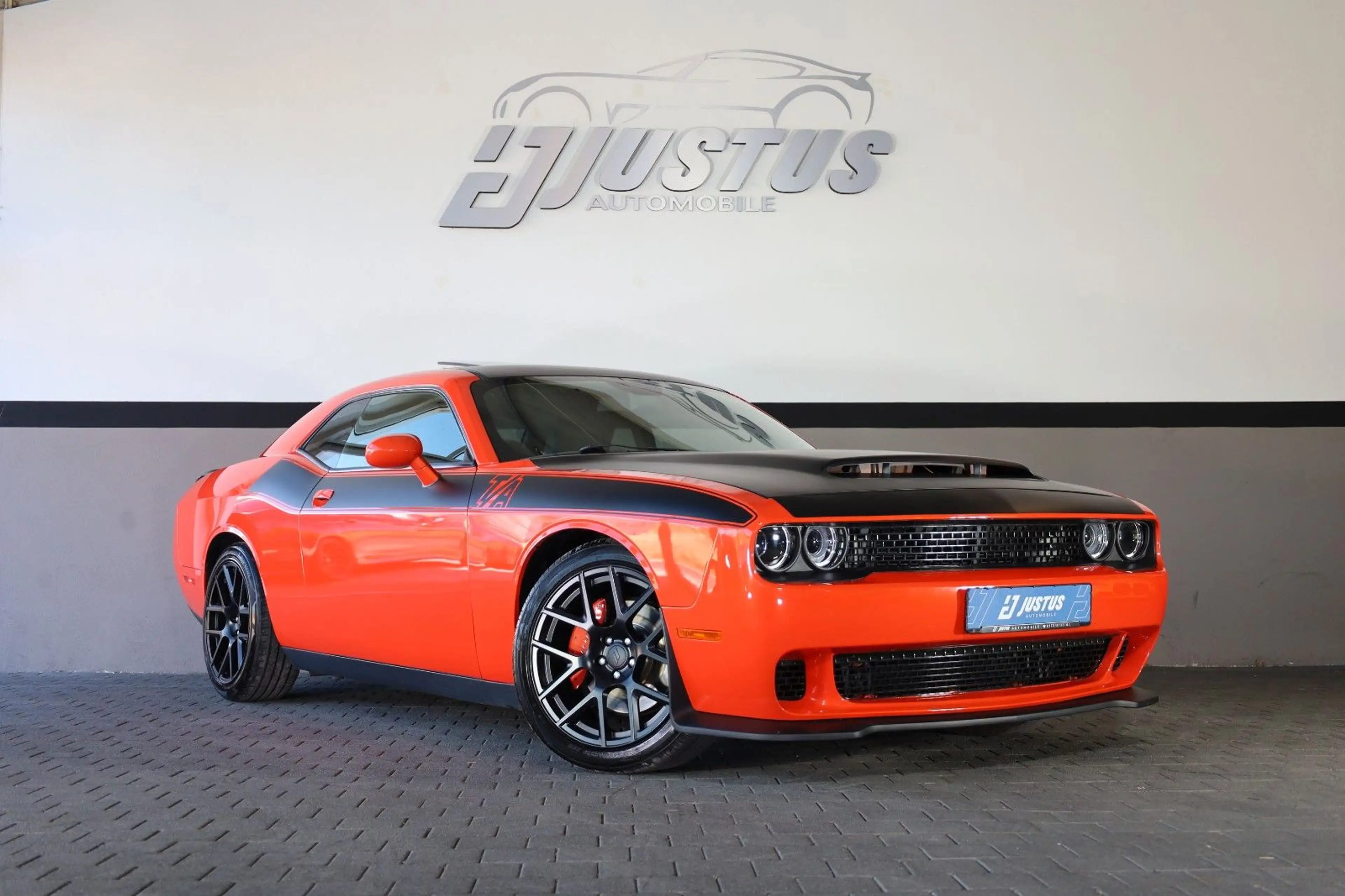 Dodge Challenger 5.7 TA Plus/PerfPages/Alpine/SHZ/R20