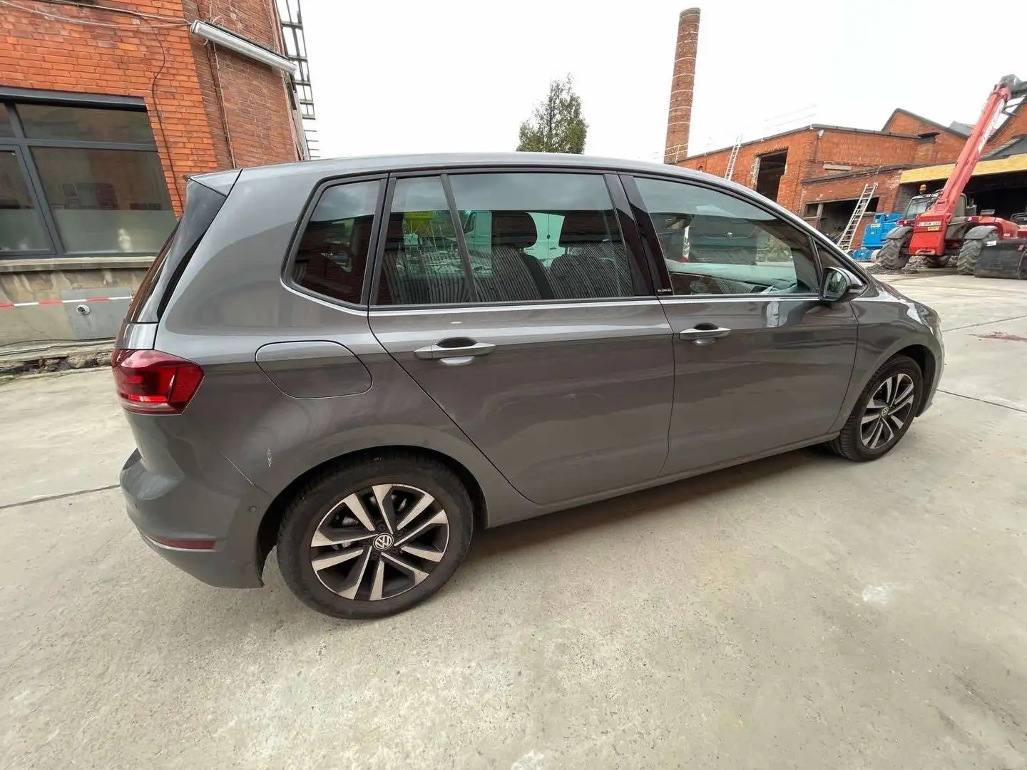 Volkswagen Golf Sportsvan Golf Sportsvan 1.5 TSI ACT Trendline OPF Gris - 1