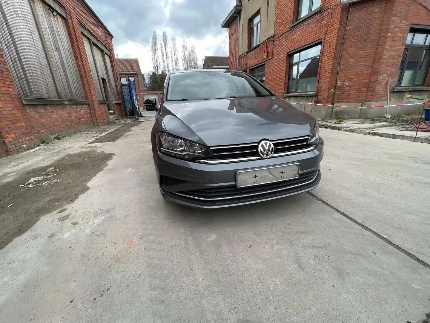 Volkswagen Golf Sportsvan Golf Sportsvan 1.5 TSI ACT Trendline OPF Gris - 2