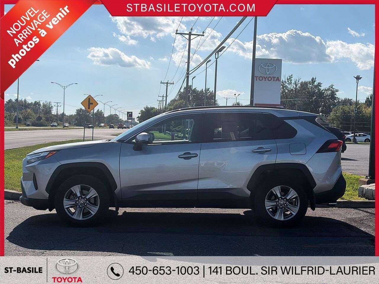 2023 Toyota RAV4 XLE AWD SIEGES\VOLANT CHAUFFANT, TOIT OUVRANT, — снимка 1