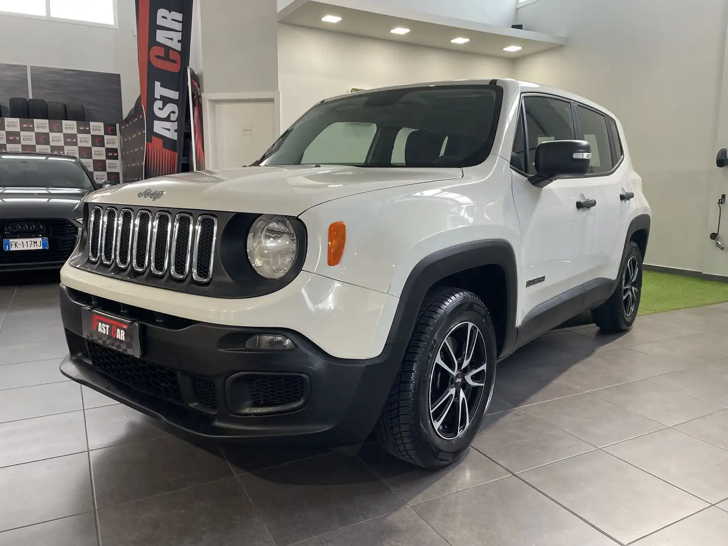 Jeep Renegade Renegade 1.6 E-TorQ EVO Sport Weiß - 1