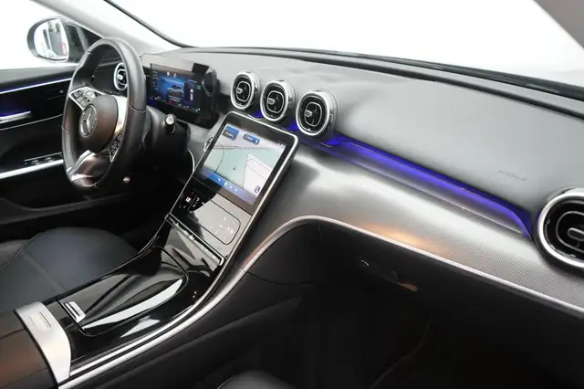 Mercedes-Benz C-Class view 15