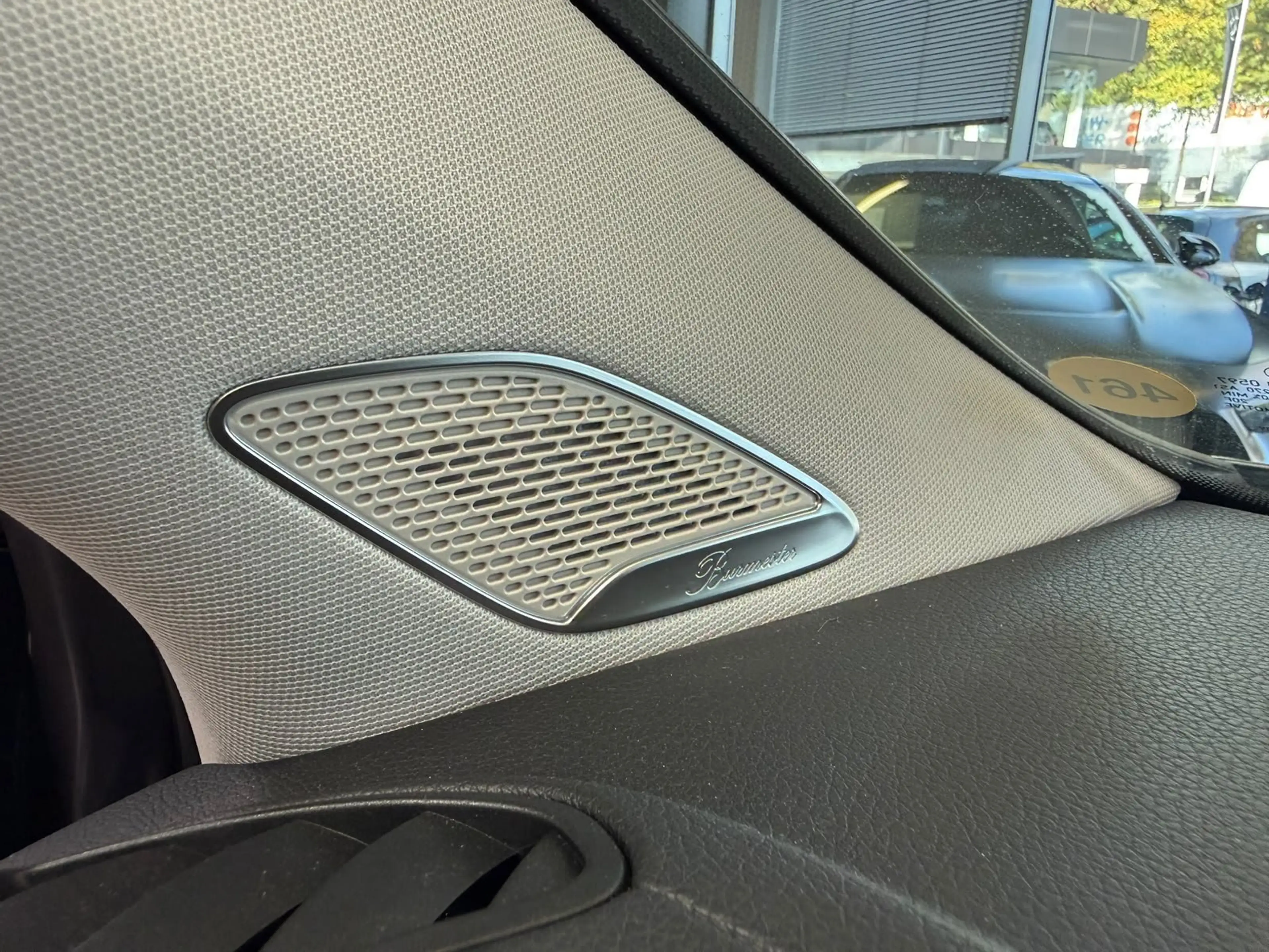 Mercedes-Benz EQA 350 4M ELECTRIC ART PANO+BURM+HUD+DISTR+AHK — photo 15
