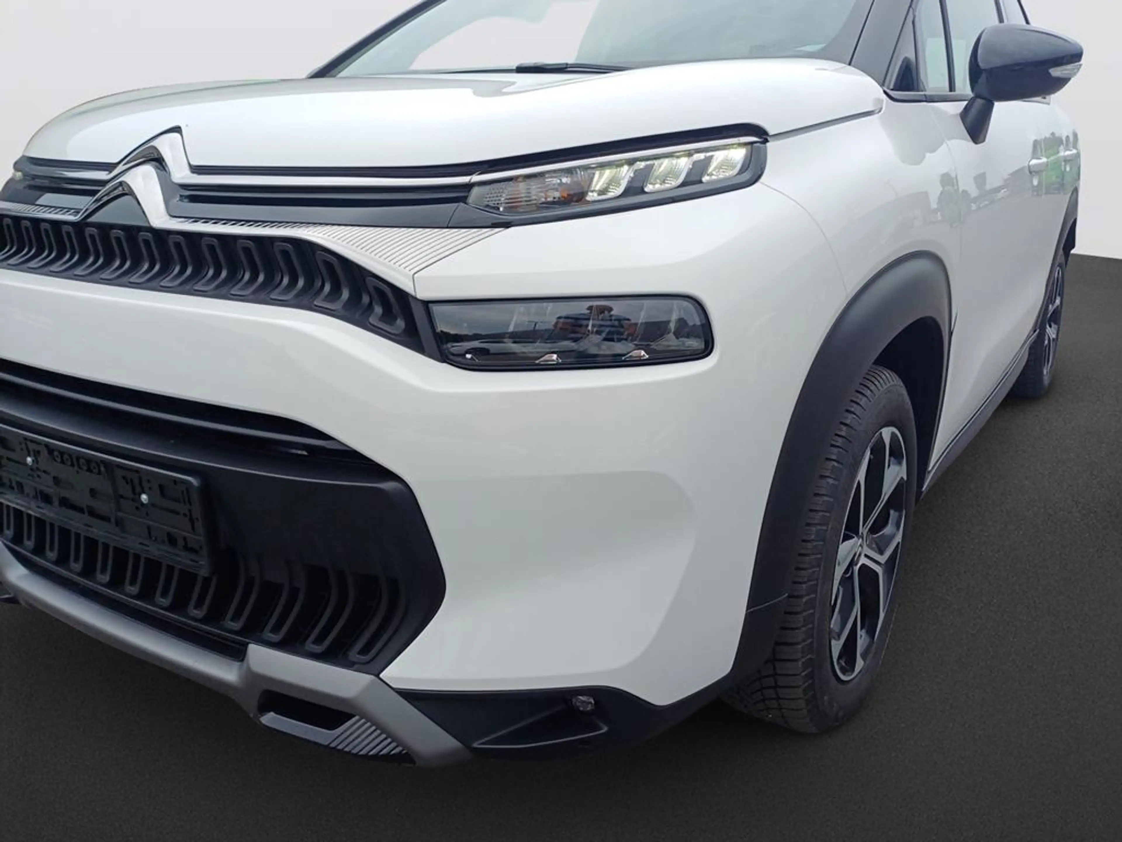 Citroen C3 Aircross PureTech 110 S&S Shine — photo 9
