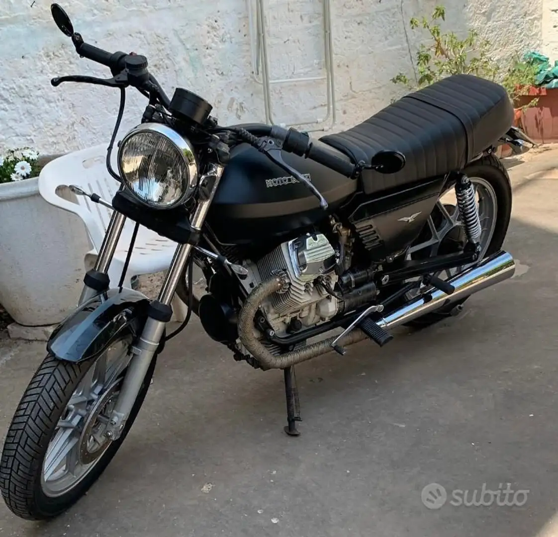 Moto Guzzi V 65 Nero - 1