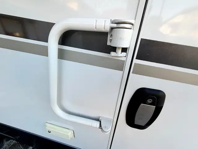 Weinsberg CaraHome 700 DG | 4.0t | 300Ah | Klima | Solar Ansicht 18