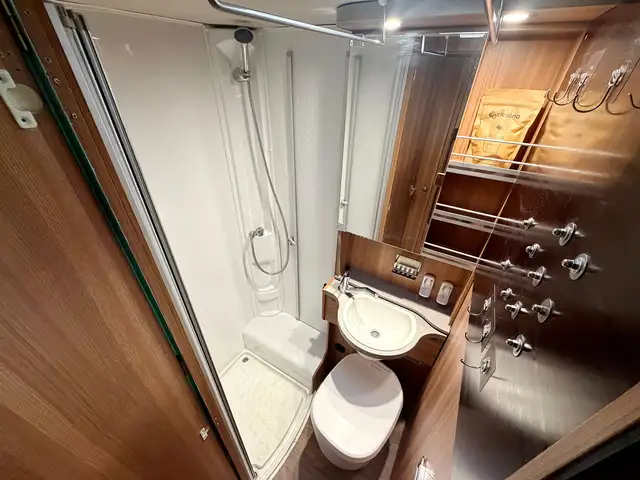 Weinsberg CaraHome 700 DG | 4.0t | 300Ah | Klima | Solar Ansicht 31