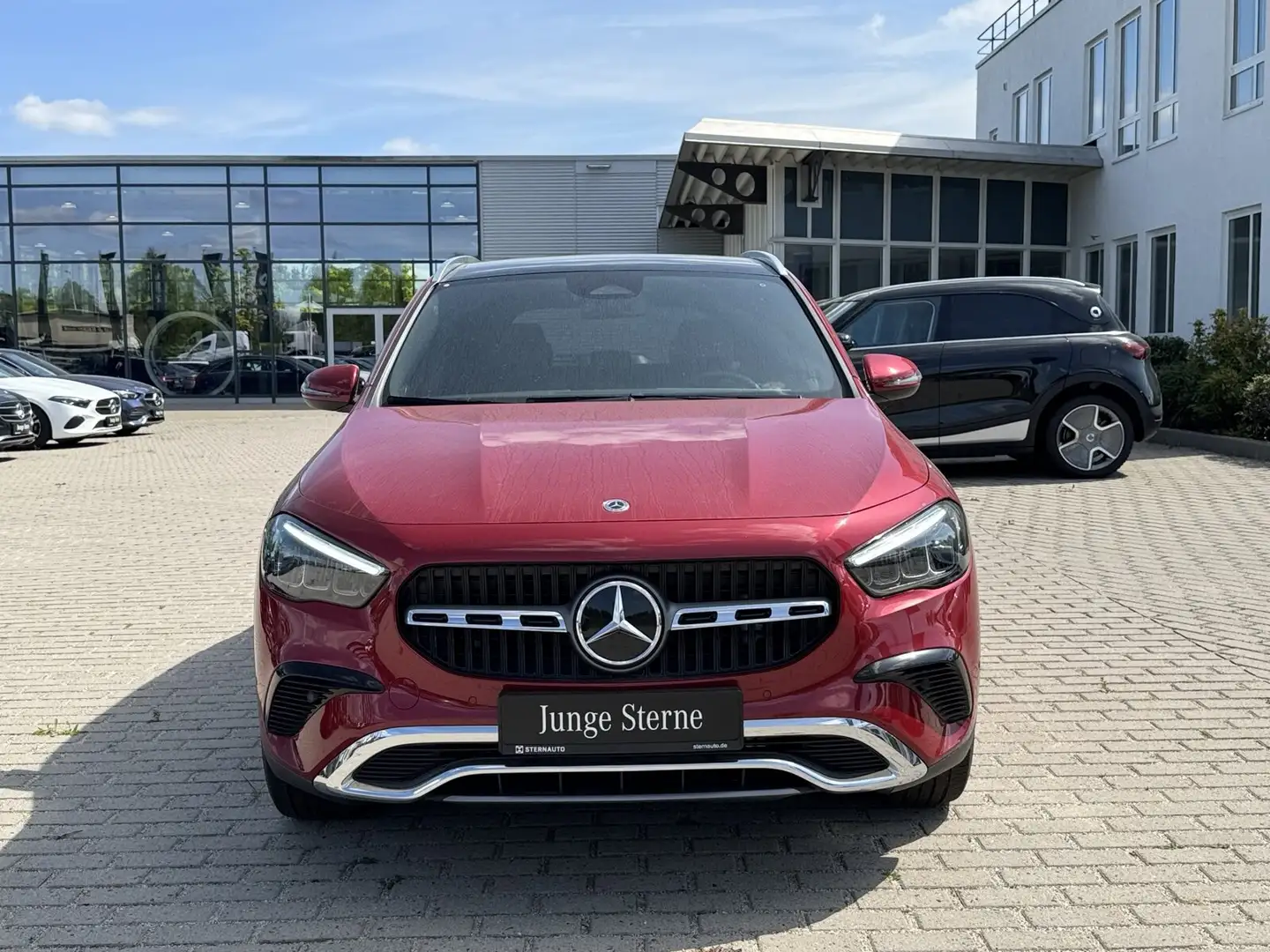 Mercedes-Benz GLA 220 GLA 220 d 4M Progressive Advanced Plus Pano AHK To Rojo - 2