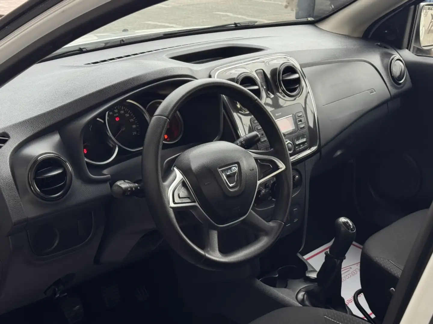 Dacia Logan MCV 1.0 Essential 75 Weiß - 2