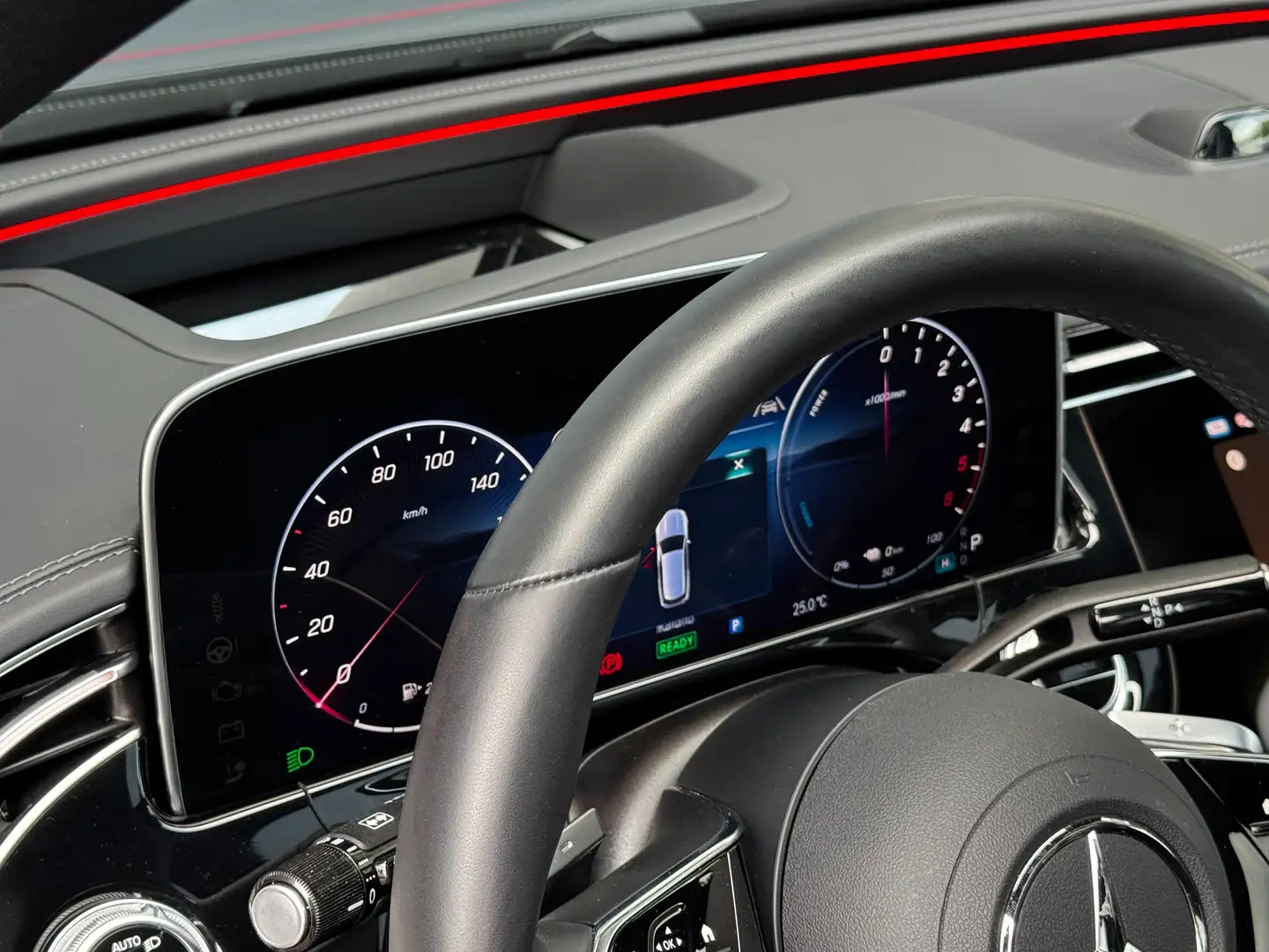 Mercedes-Benz E 300 de AMG 4M SUPERSCREEN AIRMATIC BURMESTER PANO HUD Nero - 2