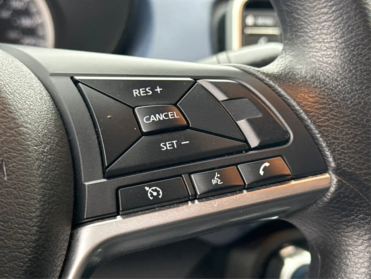 Nissan Versa снимка Nissan Versa