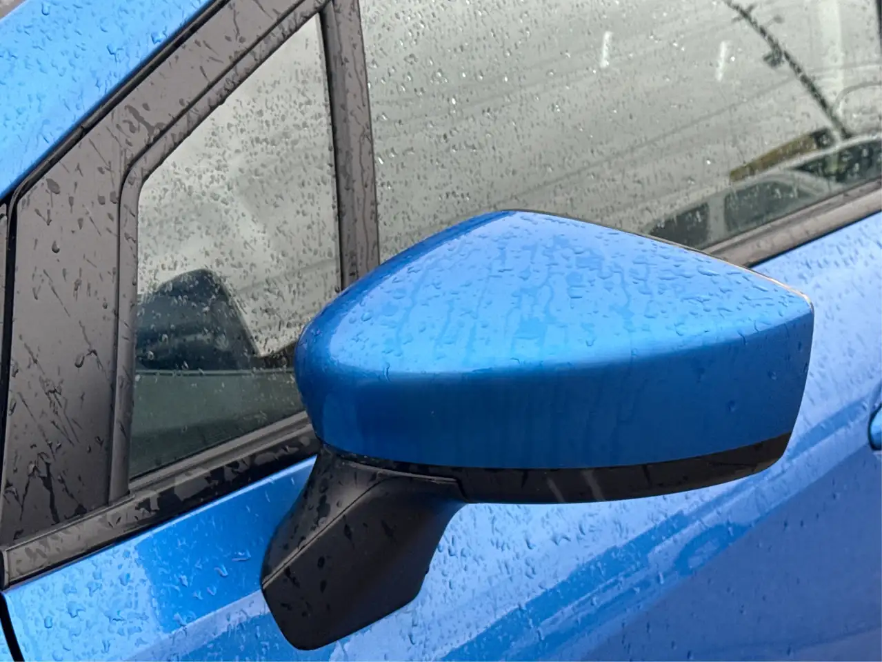 Nissan Versa снимка Nissan Versa