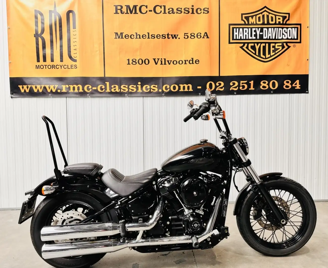 Harley-Davidson Softail Chopper Standard Schwarz - 1