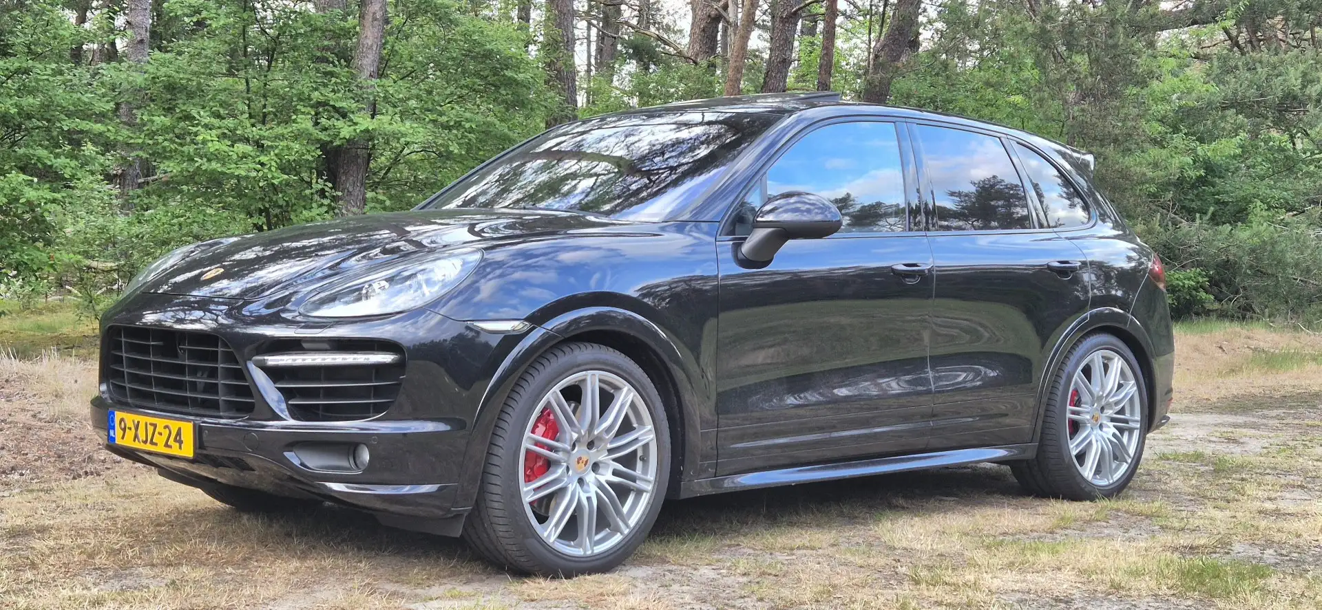 Porsche Cayenne 4.8 Zwart - 1