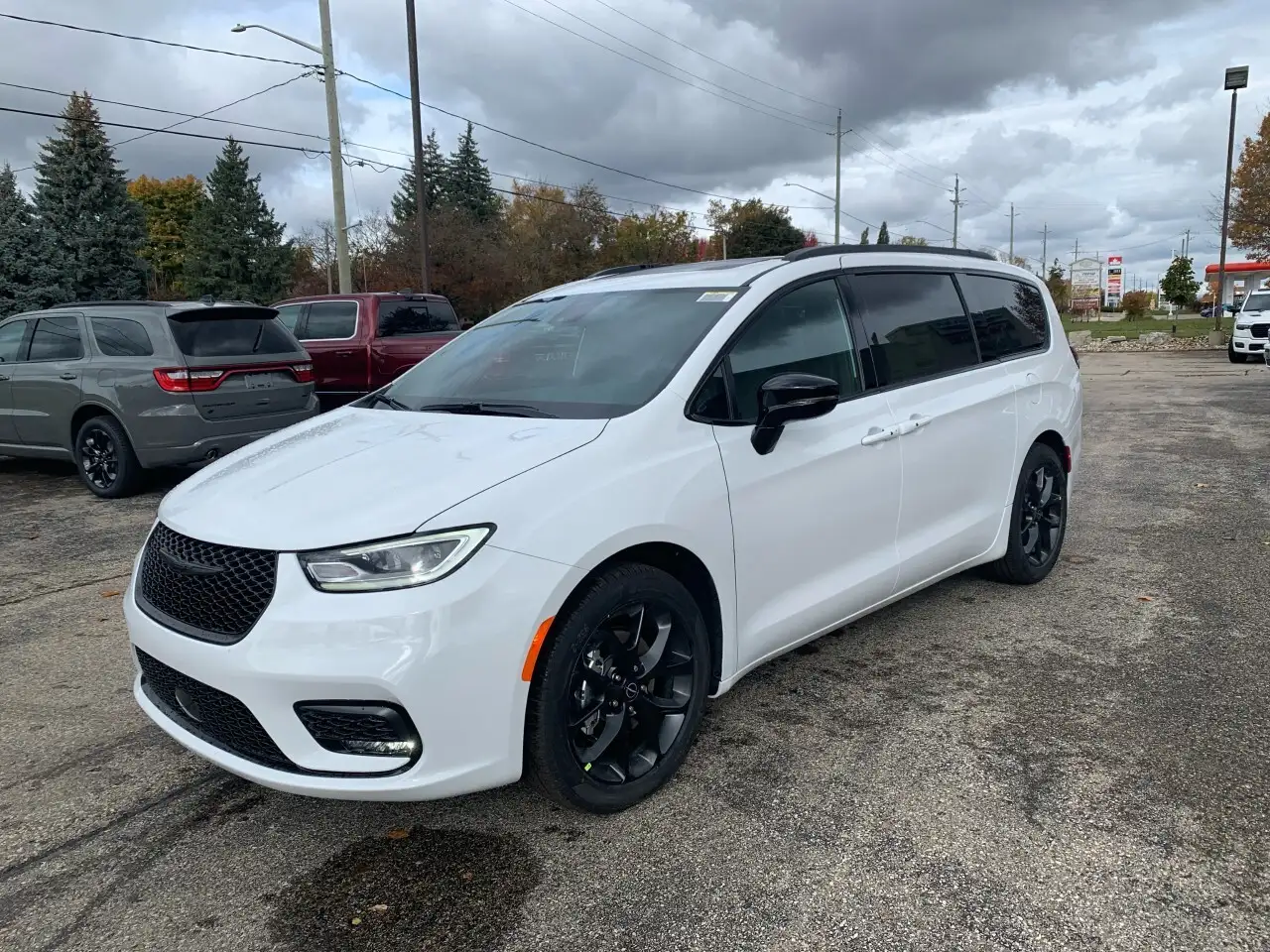 Chrysler Pacifica снимка Chrysler Pacifica