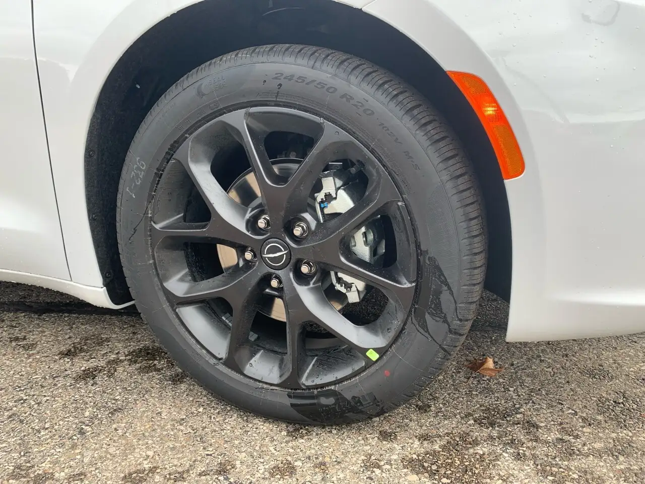 Chrysler Pacifica снимка Chrysler Pacifica