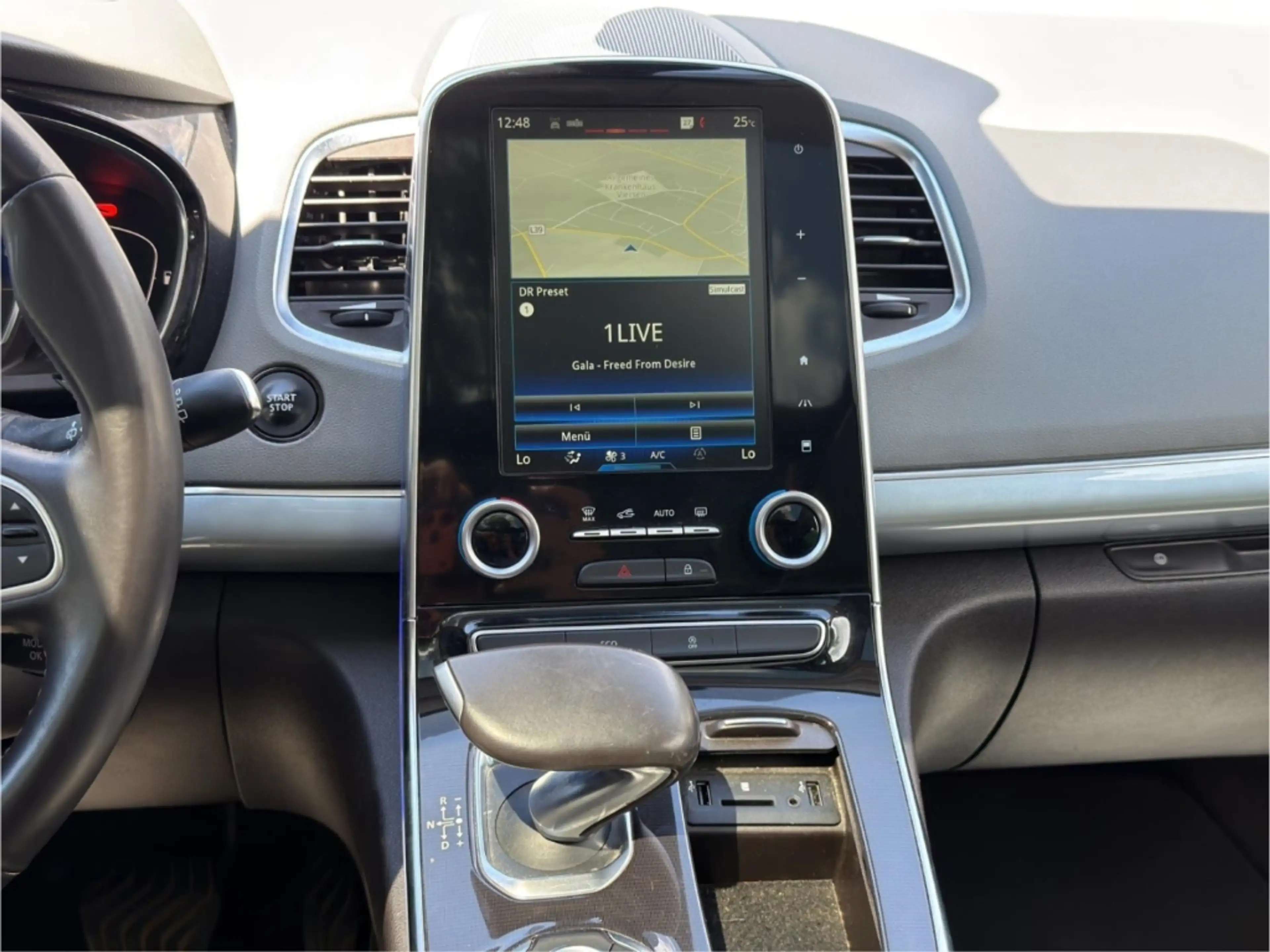 Renault Espace V Intens 160PS + PANO + NAVI + LED + SITZHZG — photo 13