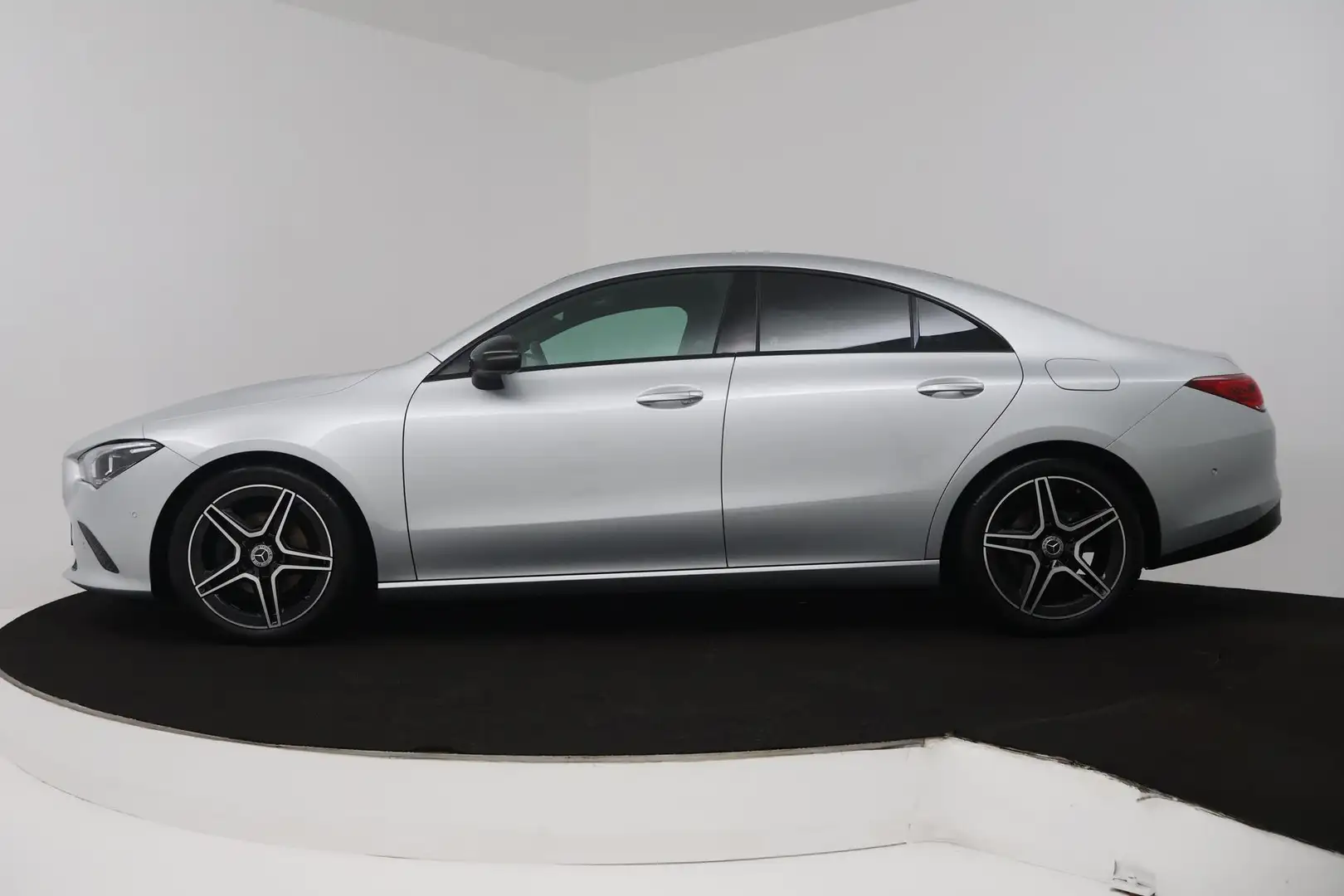 Mercedes-Benz CLA 180 Business Solution (STOELVERWARMING, ACHTERUITRIJCA Grau - 2