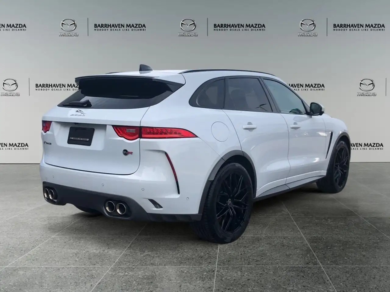 Jaguar F-Pace снимка Jaguar F-Pace