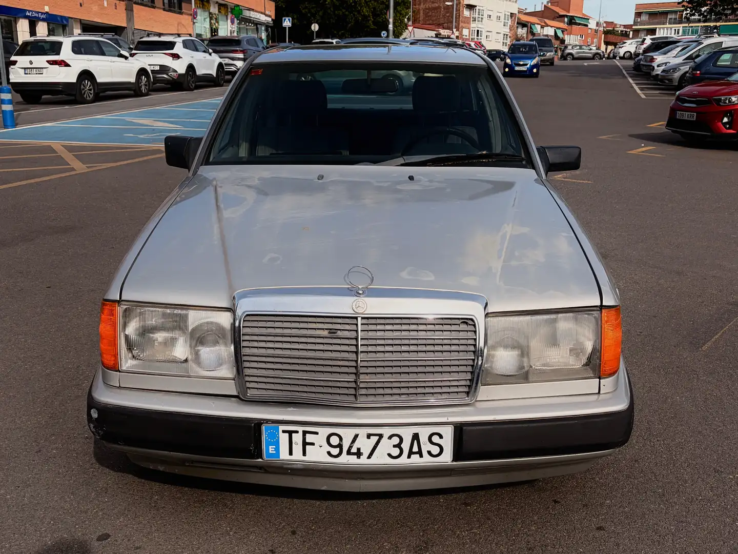 Mercedes-Benz 260 260E 4Matic Gris - 2