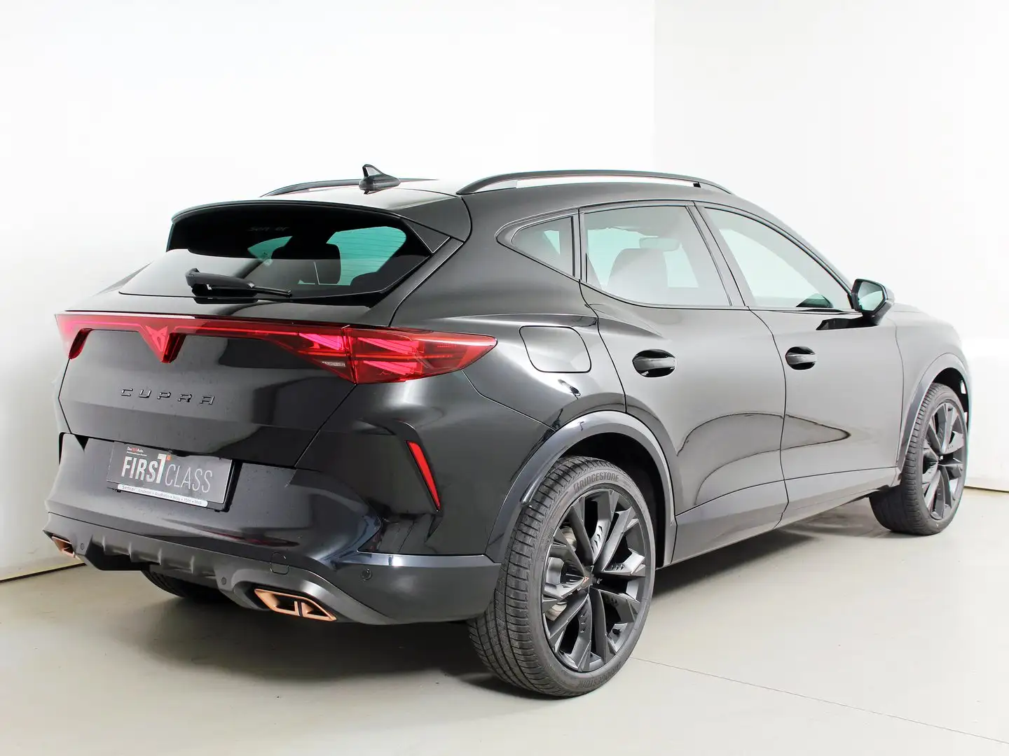 CUPRA Formentor e-HYBRID 204 PS DSG BlackEdit. Schwarz - 2