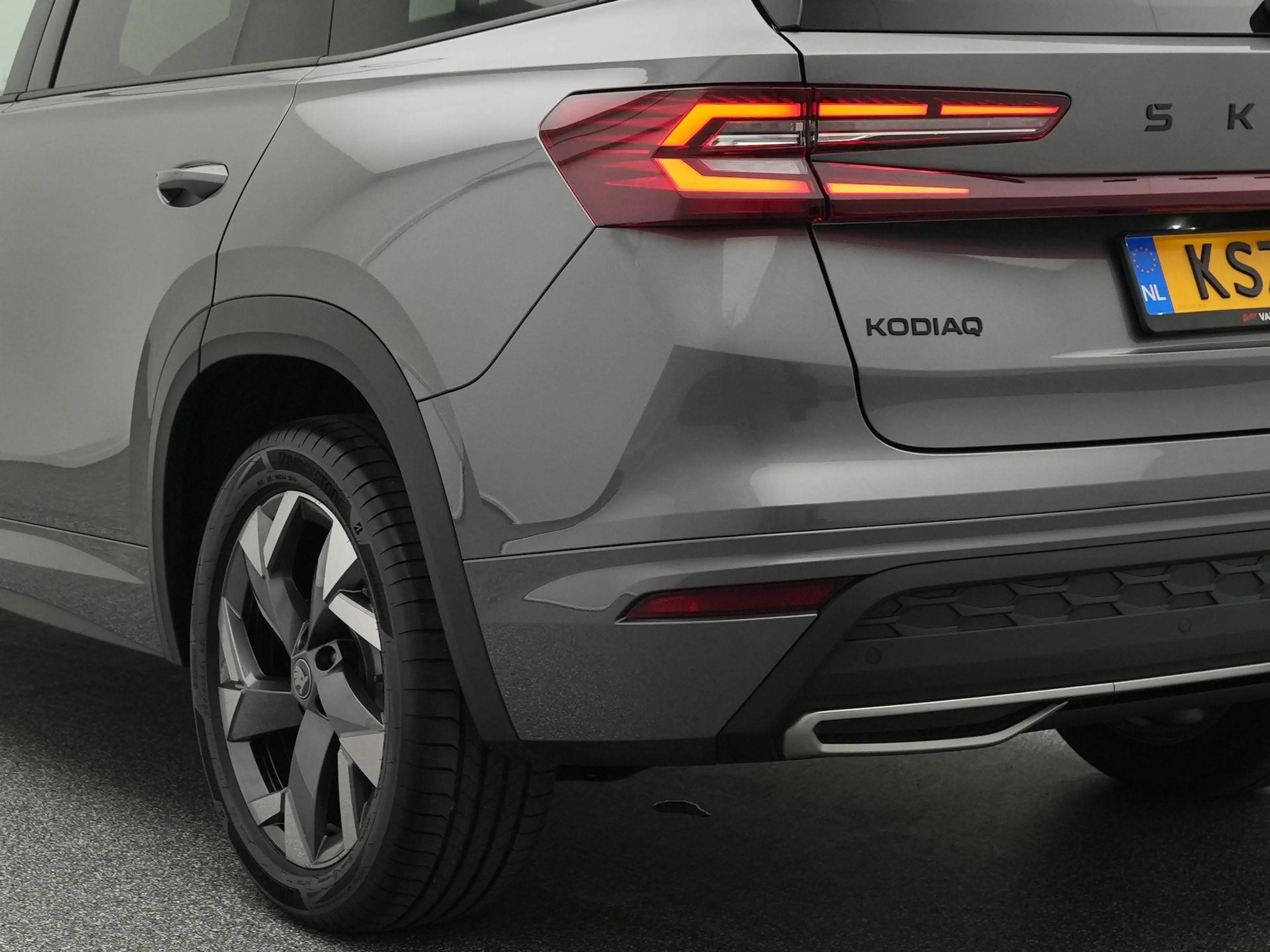 Skoda Kodiaq 1.5 TSI 204pk PHEV Sportline Business | Trekhaak | — photo 15