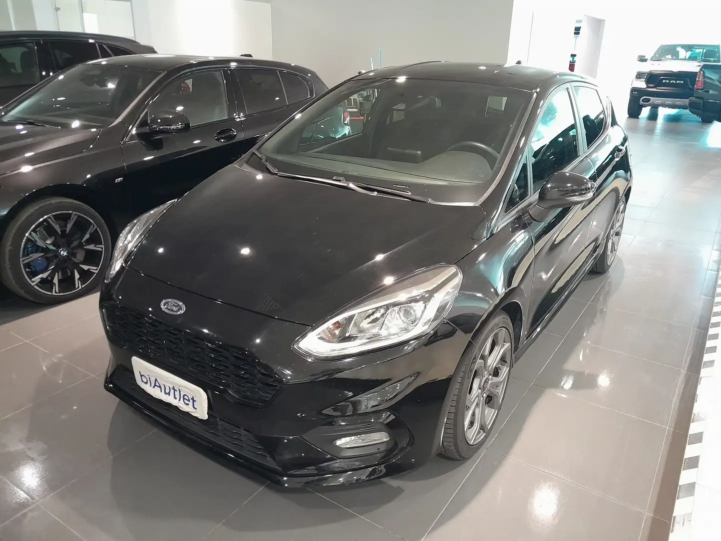 Ford Fiesta 2017 5p Benzina 5p 1.1 ST-Line 85cv my19.5 Negro - 1