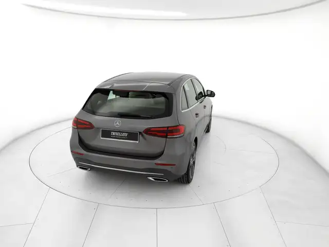 Mercedes-Benz B-Class view 6