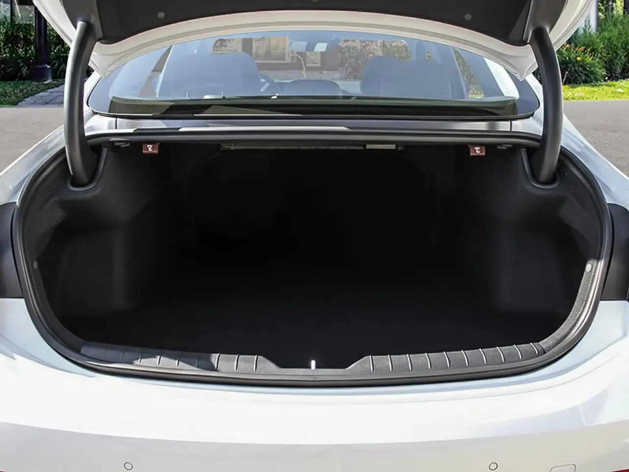 Hyundai SONATA снимка Hyundai SONATA