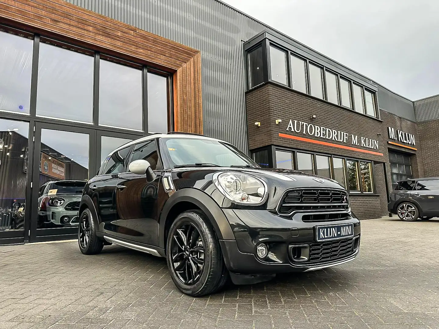 MINI Cooper S Countryman Mini 1.6 Pepper 190pk Ned auto/Pano/Navi/Xenon/Top Negro - 1