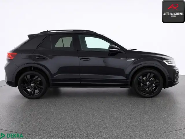Volkswagen T-Roc view 6